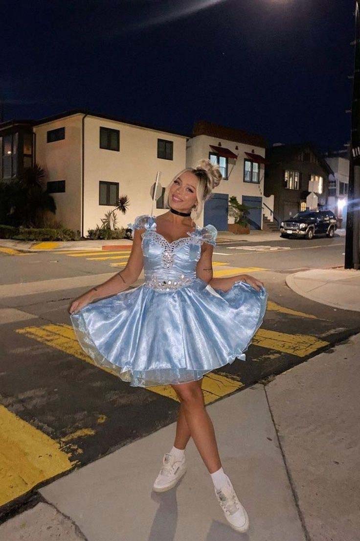 27 Halloween Costume Ideas for Blondes Inspired by Iconic Characters ...