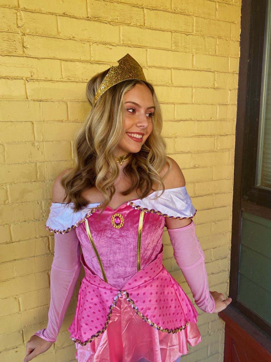 27 Halloween Costume Ideas for Blondes Inspired by Iconic Characters ...