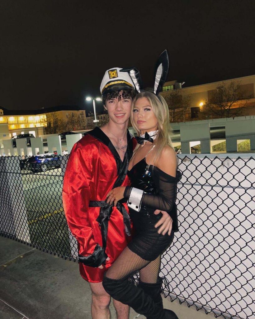 40 Unique Couple Halloween Costumes That Will Steal the Spotlight — free download